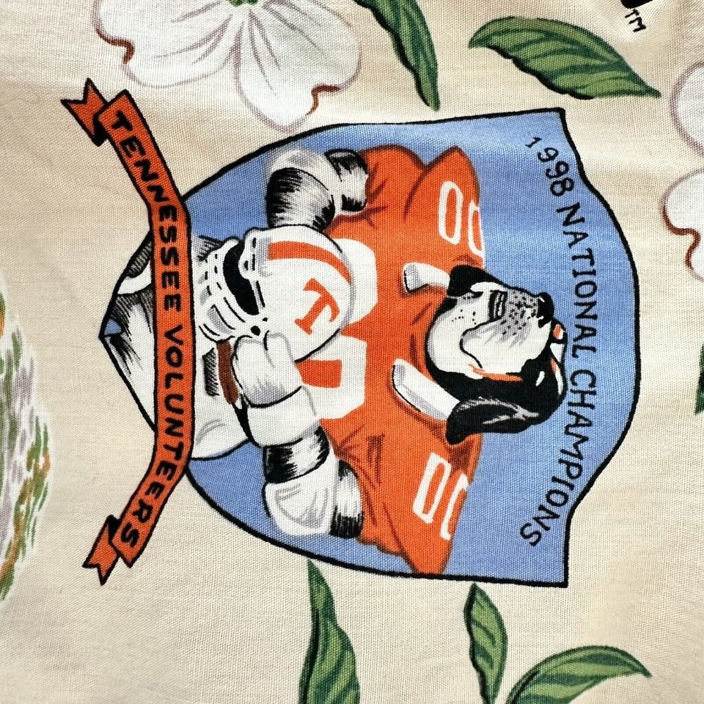 Reyn Spooner Mens University Of Tennessee Hawaiian Shirt XL Smokey Short Sleeve - Picture 12 of 12